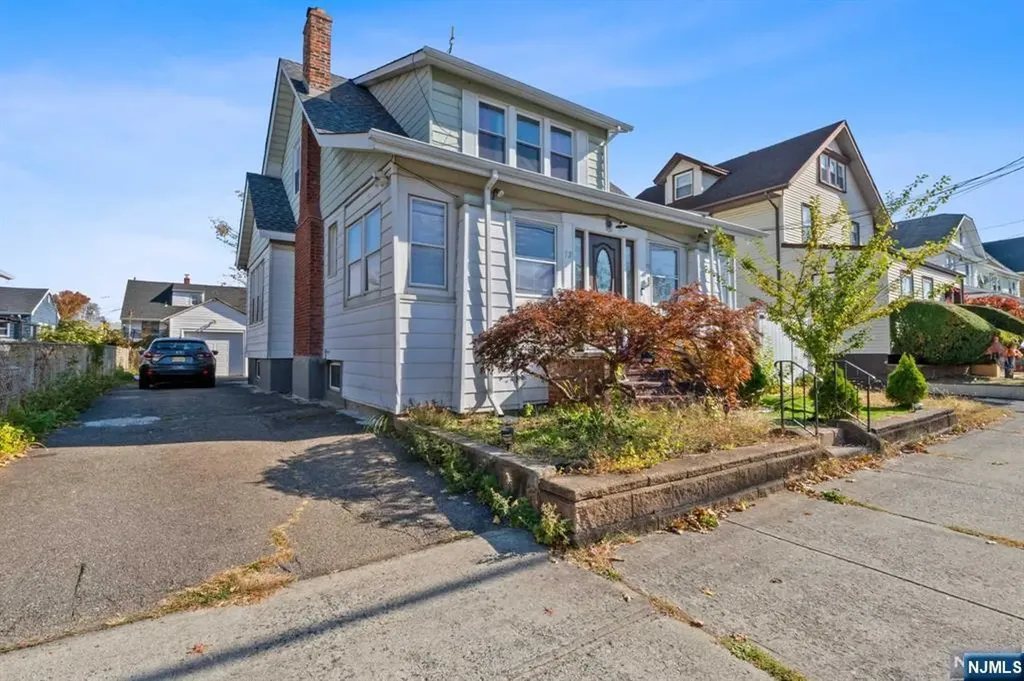 32-34 Arlington Avenue Paterson NJ 07502