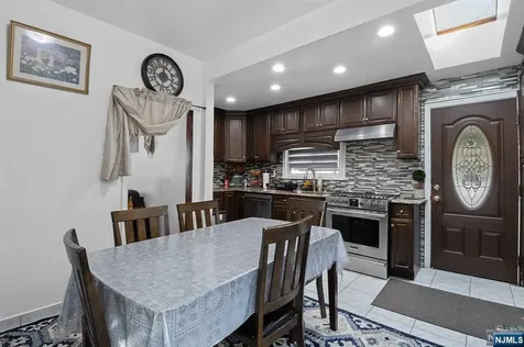32-34 Arlington Avenue Paterson NJ 07502