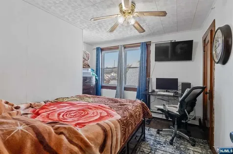 32-34 Arlington Avenue Paterson NJ 07502