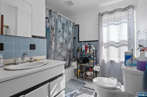 32-34 Arlington Avenue Paterson NJ 07502