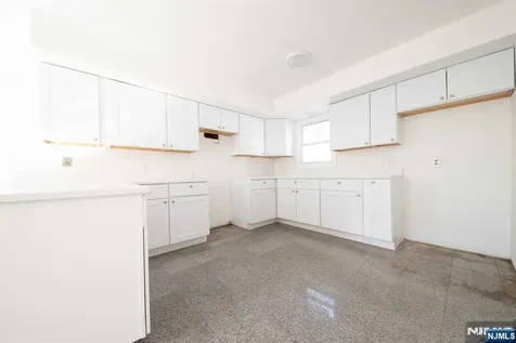 678-680 E 23rd Street Paterson NJ 07504