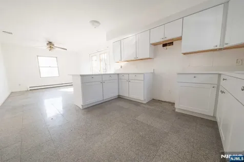 678-680 E 23rd Street Paterson NJ 07504