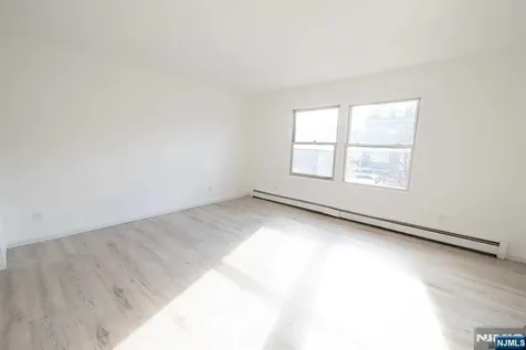 678-680 E 23rd Street Paterson NJ 07504