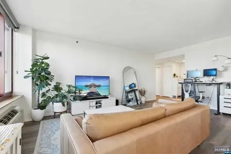 100 Old Palisade Road Fort Lee NJ 07024