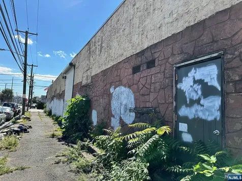 21 - 27 Florida Avenue Paterson NJ 07503