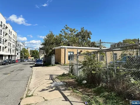 70 - 96 Levine Street Paterson NJ 07503