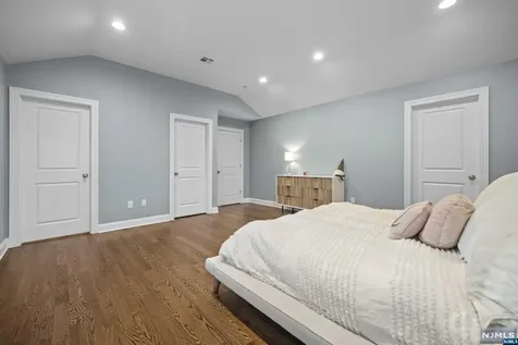 656 Wyndemere Avenue Ridgewood NJ 07450