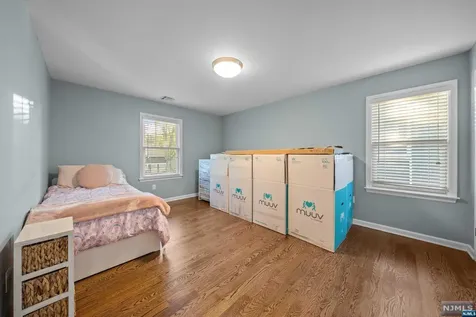 656 Wyndemere Avenue Ridgewood NJ 07450