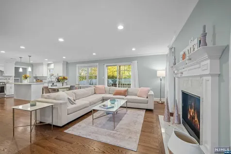 656 Wyndemere Avenue Ridgewood NJ 07450