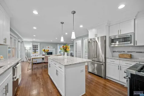 656 Wyndemere Avenue Ridgewood NJ 07450