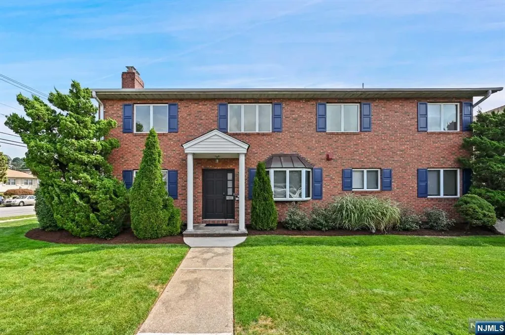 118 E Brinkerhoff Avenue Palisades Park NJ 07650