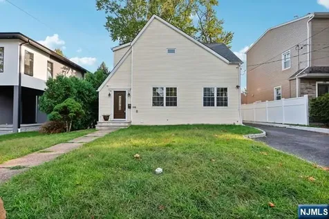 118 Sunset Lane Tenafly NJ 07670