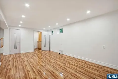 118 Sunset Lane Tenafly NJ 07670