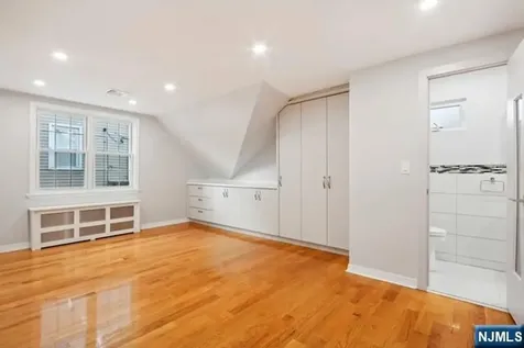 118 Sunset Lane Tenafly NJ 07670