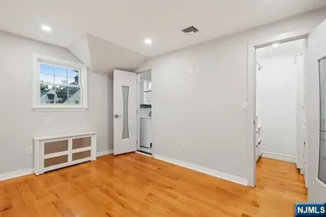 118 Sunset Lane Tenafly NJ 07670