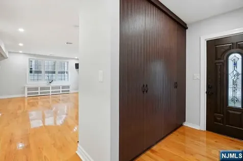 118 Sunset Lane Tenafly NJ 07670
