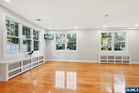 118 Sunset Lane Tenafly NJ 07670