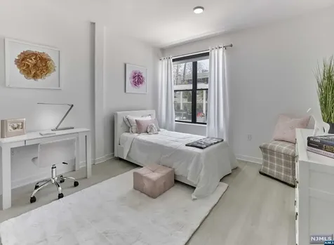 8 Tice Road Franklin Lakes NJ 07417