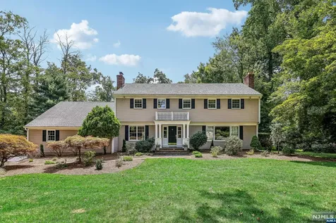 18 Rising Ridge Road Upper Saddle River NJ 07458