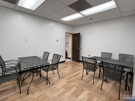 27 Bleeker Street Millburn NJ 07041