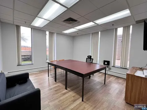 27 Bleeker Street Millburn NJ 07041