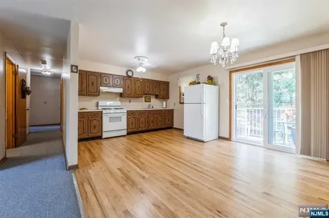 52 Mountain Park Road Clifton NJ 07013