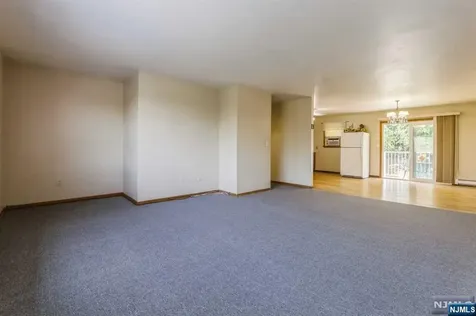 52 Mountain Park Road Clifton NJ 07013