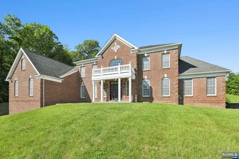 1 Ridgeline Drive Washington Township NJ 07853
