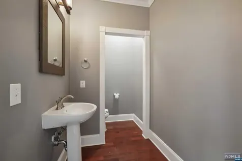 1 Ridgeline Drive Washington Township NJ 07853