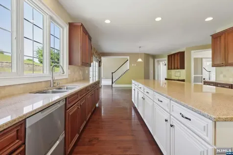 1 Ridgeline Drive Washington Township NJ 07853
