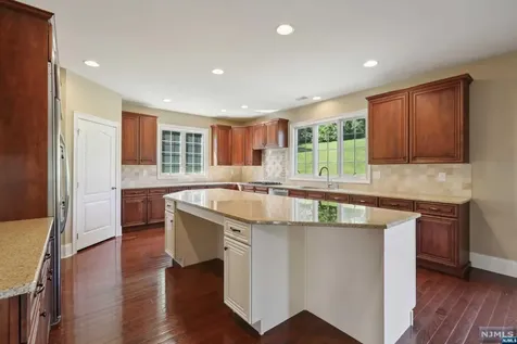 1 Ridgeline Drive Washington Township NJ 07853