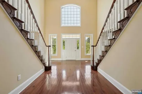 1 Ridgeline Drive Washington Township NJ 07853