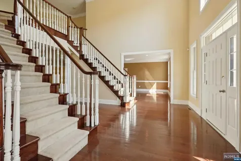 1 Ridgeline Drive Washington Township NJ 07853
