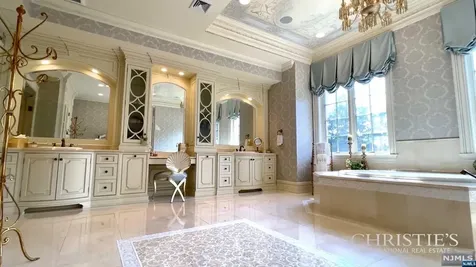 48 Rio Vista Drive Alpine NJ 07620