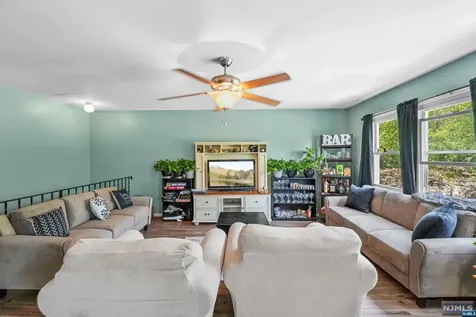 450 Boonton Turnpike Lincoln Park Borough NJ 07035