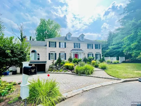 12 Littlefield Court Haworth NJ 07641