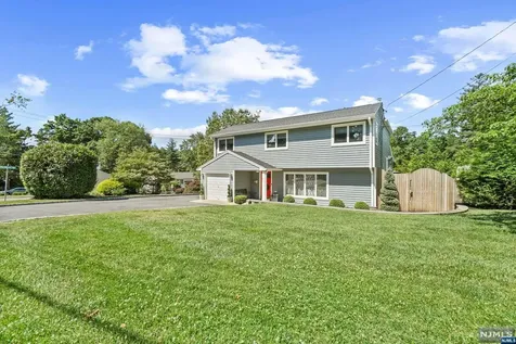 407 Crest Drive Northvale NJ 07647