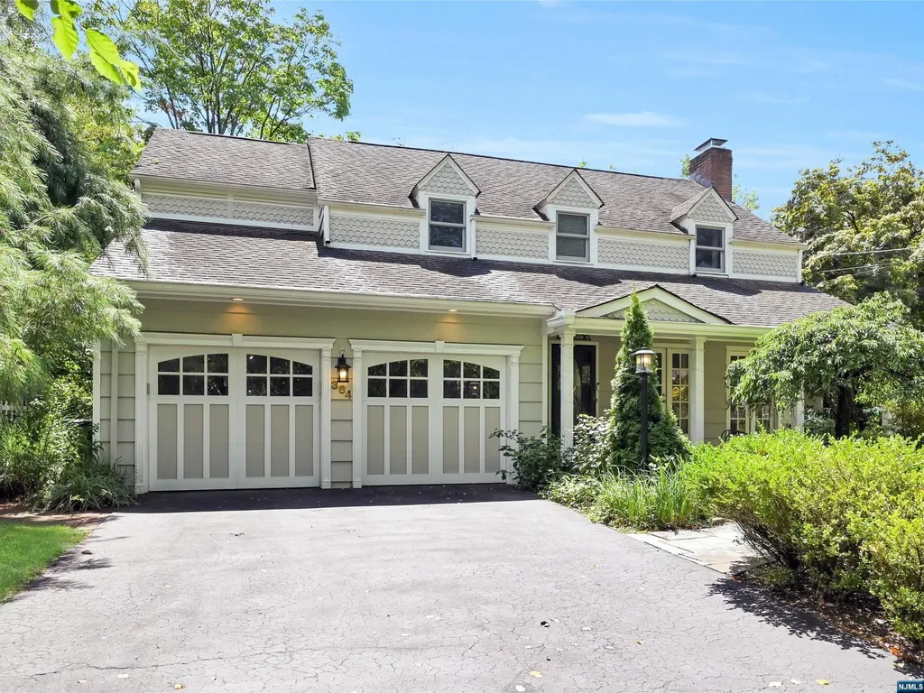 364 Kensington Drive Ridgewood NJ 07450