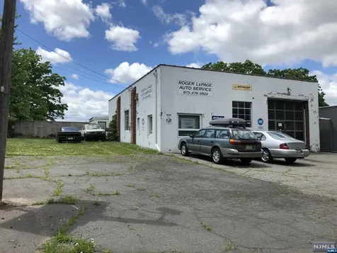 345 10th Street Saddle Brook NJ 07663