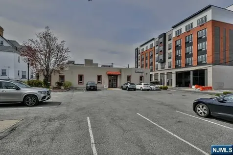 294-298 State Street Hackensack NJ 07601