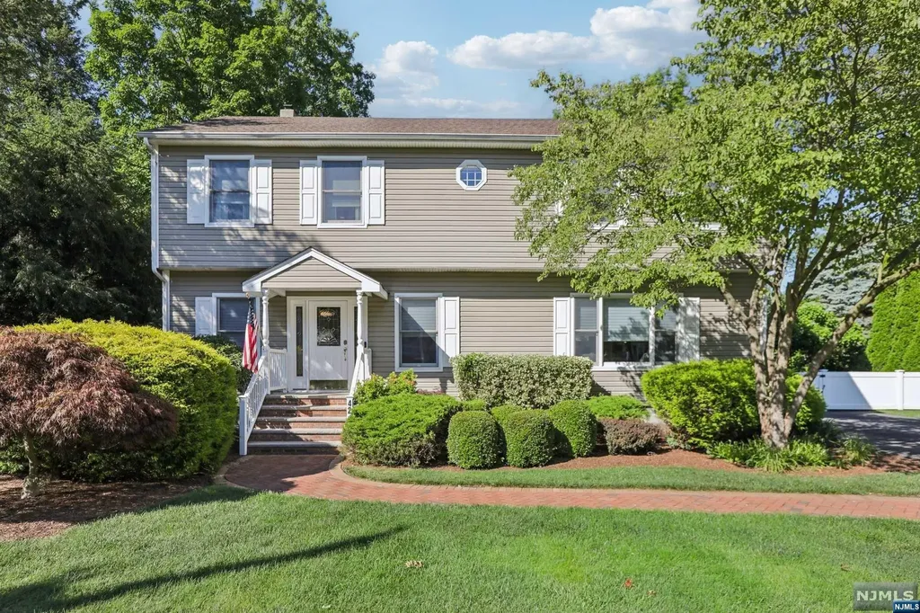 42 Powdermill Lane Oakland NJ 07436
