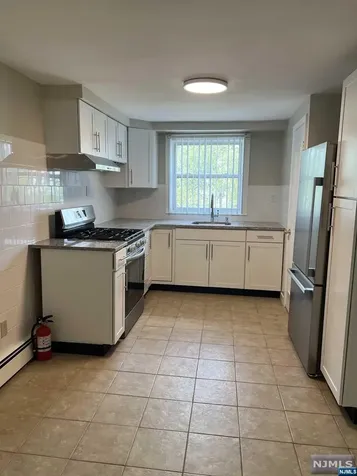 80 Hamilton Avenue Lodi NJ 07644