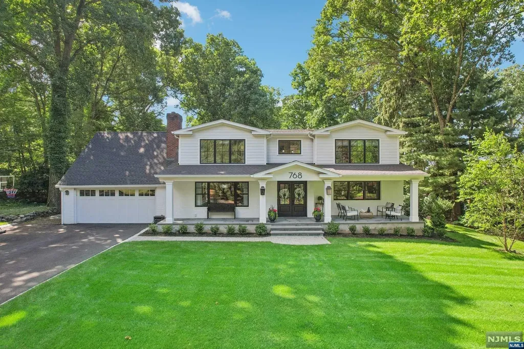 768 Frederick Court Wyckoff NJ 07481