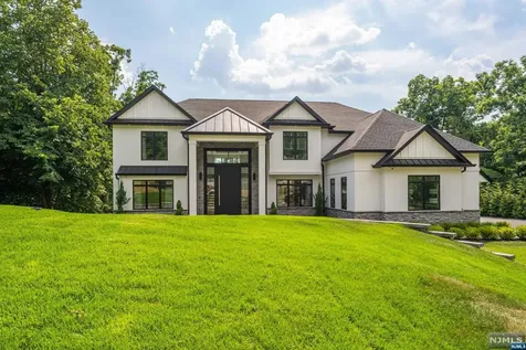 58 Toms Lake Road Wayne NJ 07470
