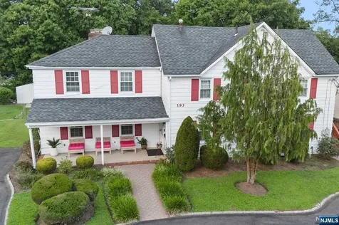 193 W Midland Avenue Paramus NJ 07652
