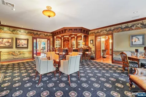 6 Shinnecock Trail Franklin Lakes NJ 07417