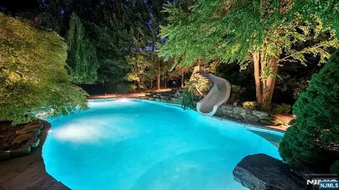 6 Shinnecock Trail Franklin Lakes NJ 07417