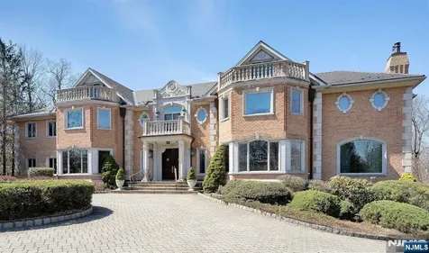 6 Shinnecock Trail Franklin Lakes NJ 07417