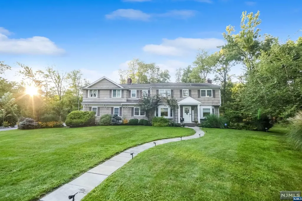 45 Bedford Road Woodcliff Lake NJ 07677