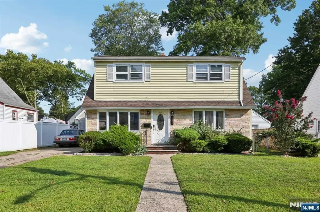 231 Van Buskirk Road Teaneck NJ 07666